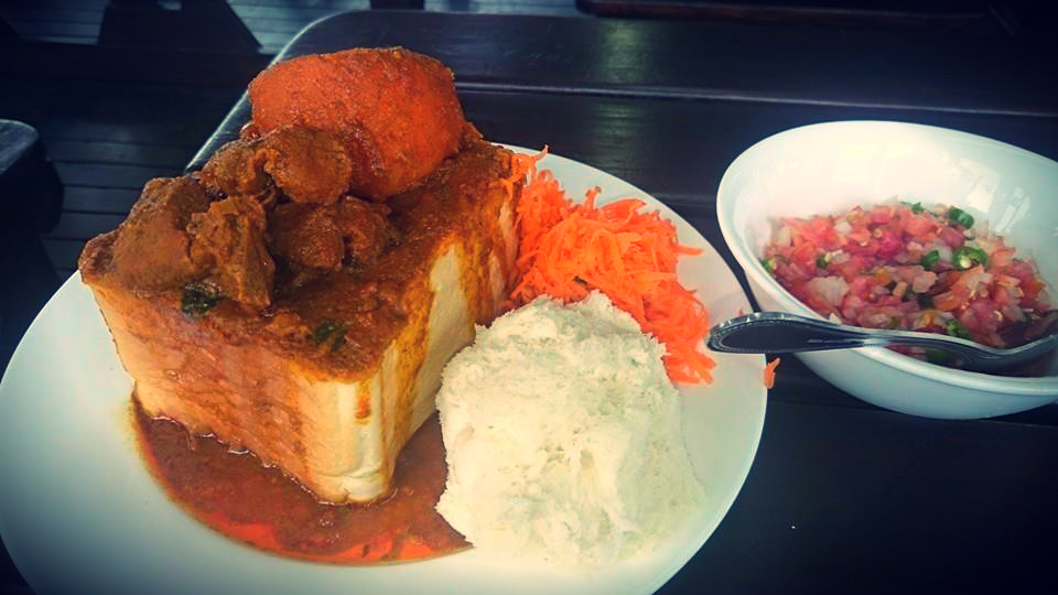 Hollywood Bunny Chow - Hollywoodbets - Sambals - Durban - Specialty - Curry