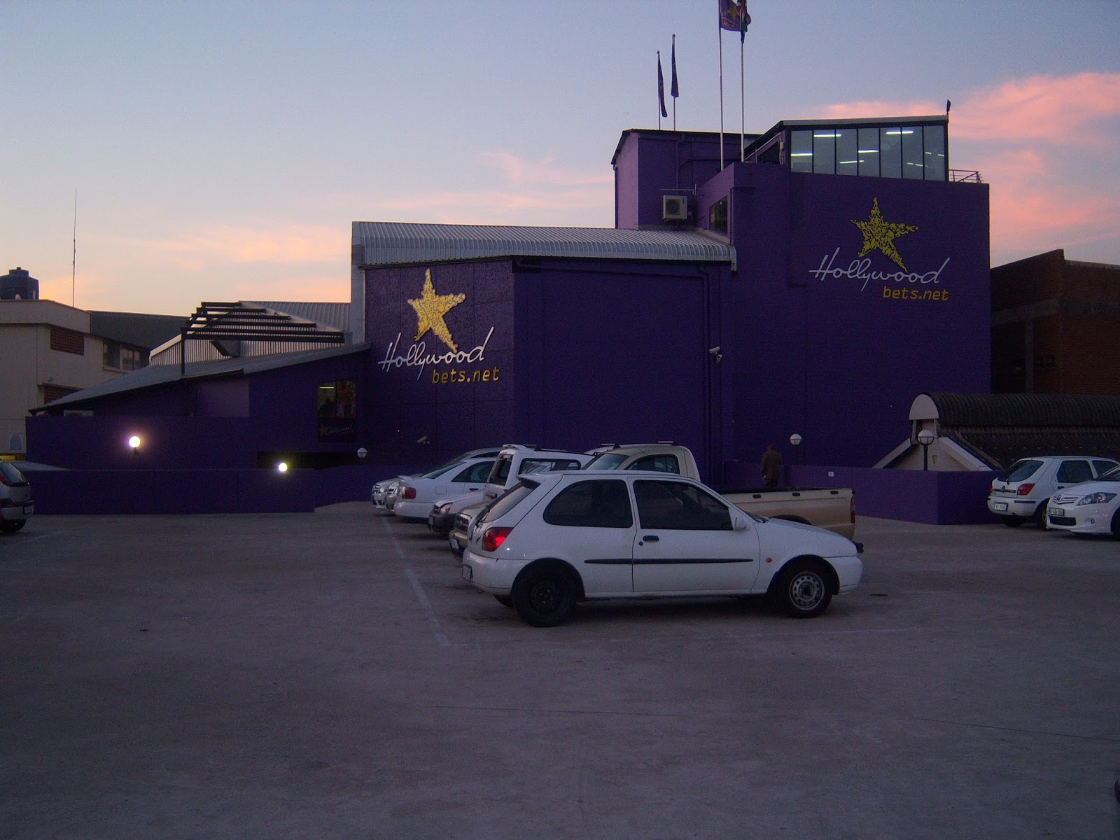 Hollywoodbets Argyle, Stamford Hill, Durban - Parking