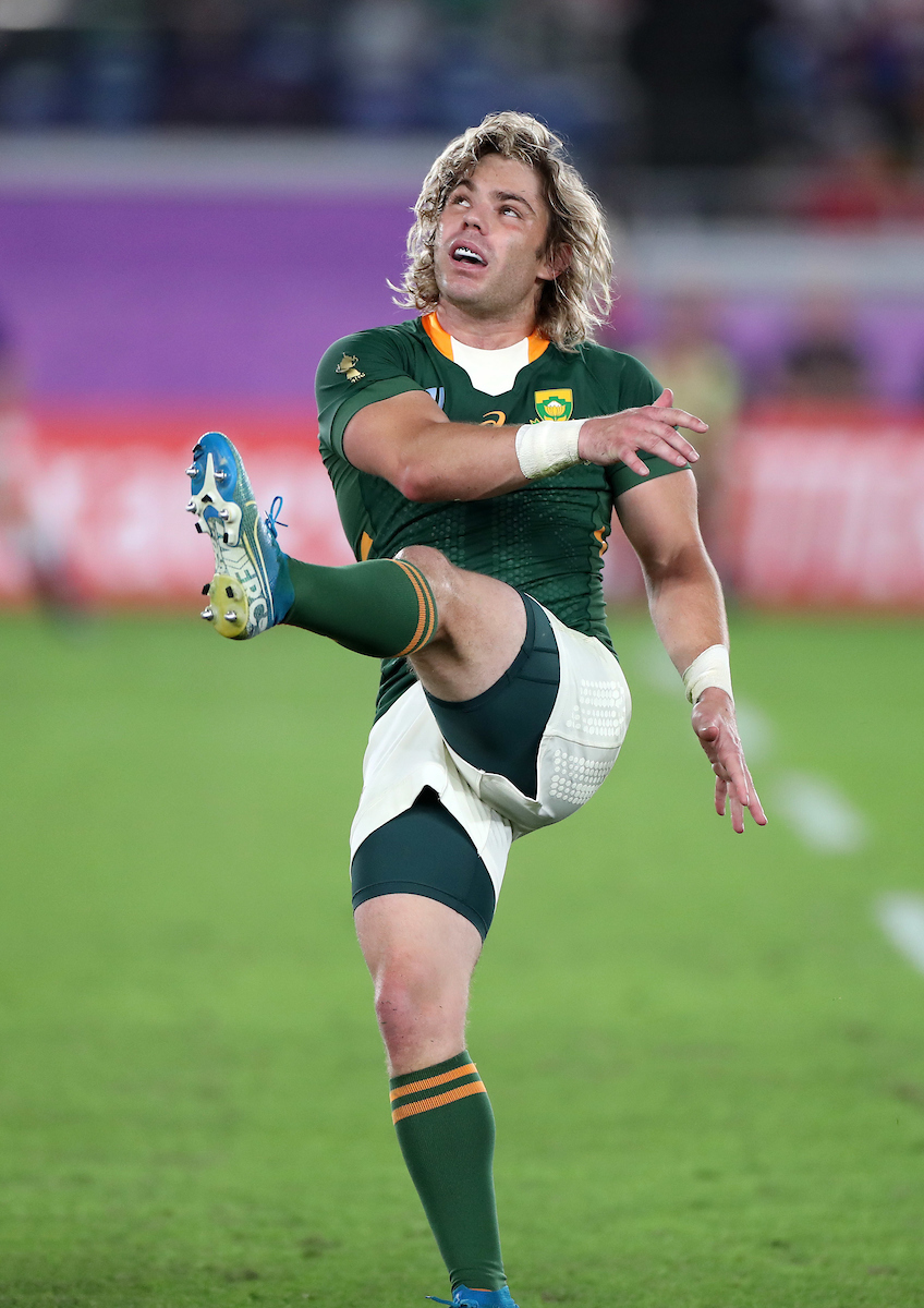 Faf de Klerk kicks out of hand against Wales in South Africa's World Cup semi-final win