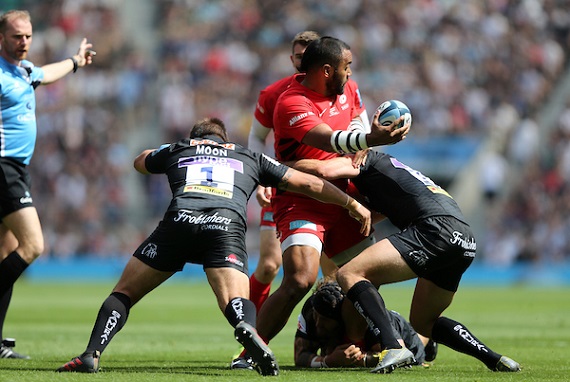 Billy Vunipola of Saracens is tackled by Ben Moon of Exeter Chiefs
