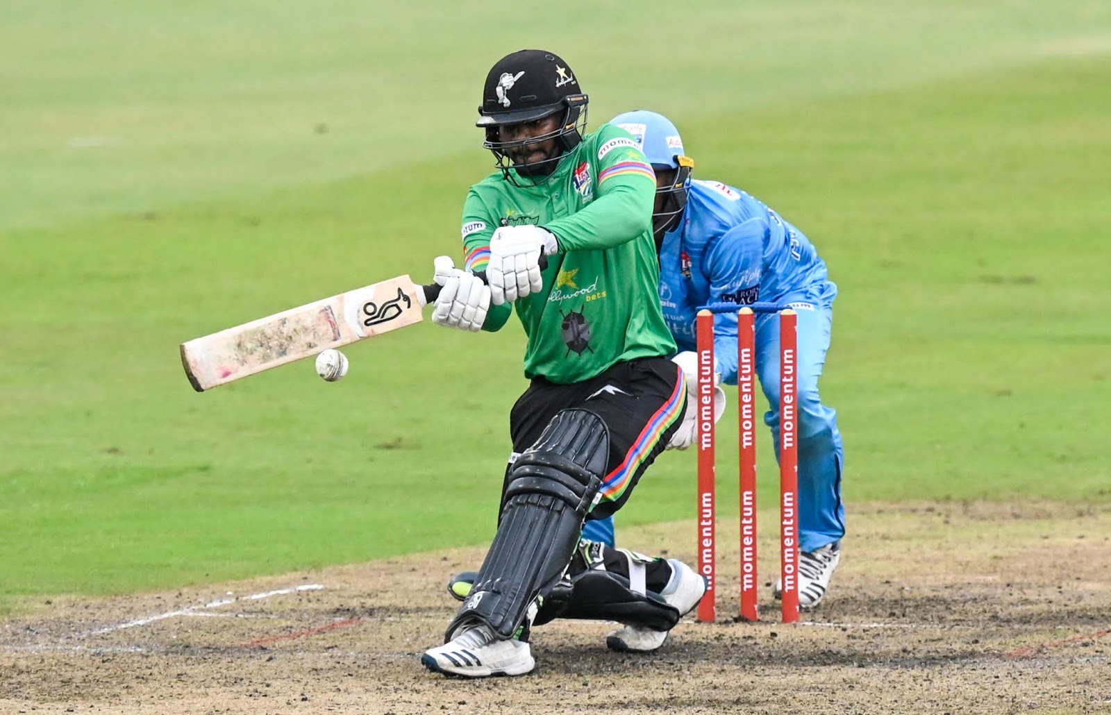 Dolphins make it six wins from seven in the MODC