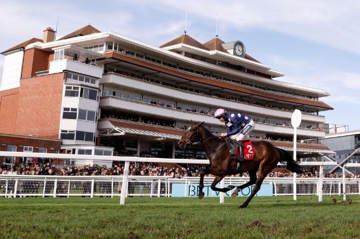 Crest Of Glory ridden by jockey Aidan Coleman on their way to winning the Goffs UK Spring Sale Bumper at Newbury Racecourse. Picture date: Saturday March 25, 2023.