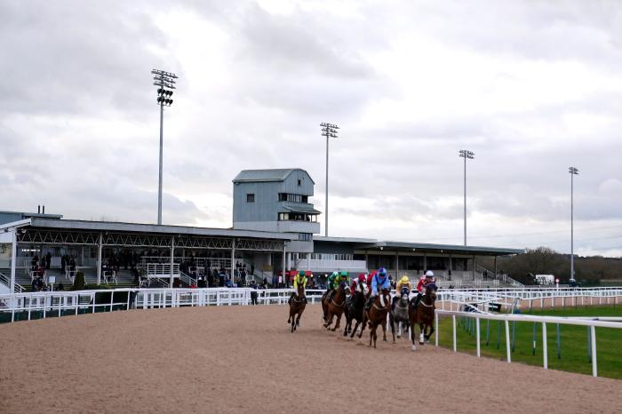 Runners and riders head around the bend during the first lap of the Betway Handicap (Div I) at Southwell Racecourse. Picture date: Thursday February 3, 2022.