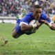 Angelo Davids of Stormers scores a try