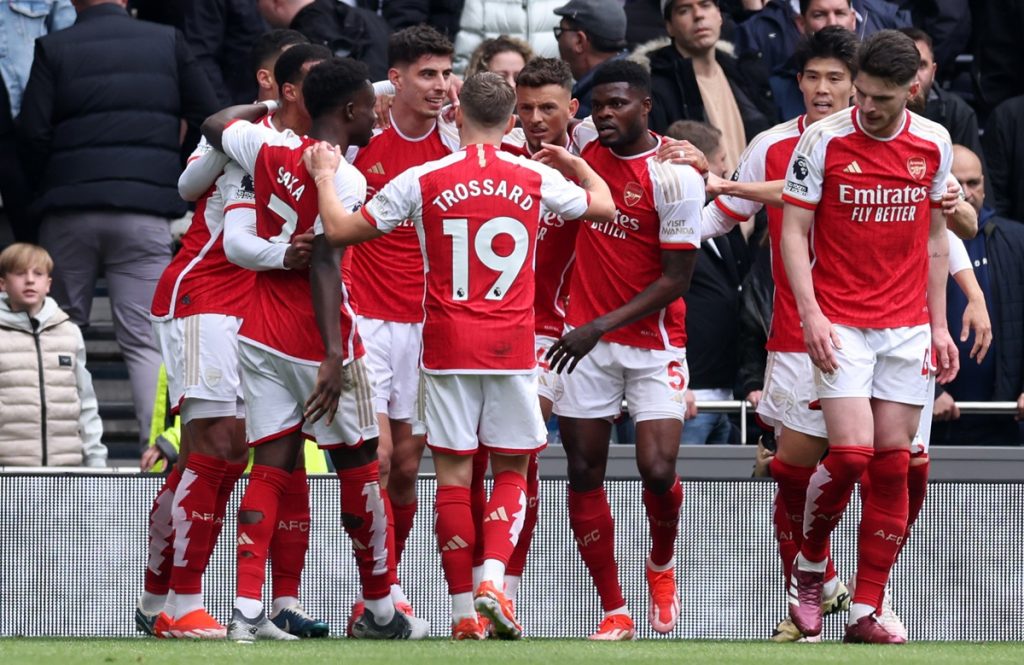 Arsenal’s players celebrate after Kai Havertz (3L) scored Arsenal’s the 3-0 lead during the English Premier League soccer match between Tottenham Hotspur against Arsenal FC in London, Britain, 28 April 2024. EPA/ANDY RAIN EDITORIAL USE ONLY. No use with unauthorized audio, video, data, fixture lists, club/league logos, 'live' services or NFTs. Online in-match use limited to 120 images, no video emulation. No use in betting, games or single club/league/player publications.