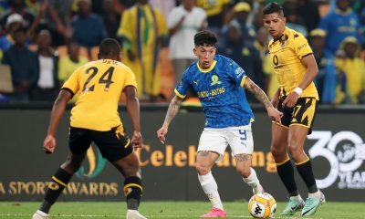 Matias Esquivel of Mamelodi Sundowns challenged by Thatayaone Ditlhokwe and Edson Castillo of Kaizer Chiefs during the DStv Premiership 2023/24 match between Kaizer Chiefs and Mamelodi Sundowns at the FNB Stadium, Johannesburg on the 02 May 2024