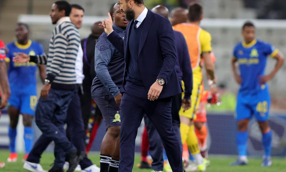 Sibusiso Mahlangu, Condition coach of Mamelodi Sundowns exchange words with Sead Ramovic, head coach of TS Galaxy during the Dstv Premiership 2023/24 match between TS Galaxy and Mamelodi Sundowns at Mbombela Stadium in Nelspruit on 21 May 2024